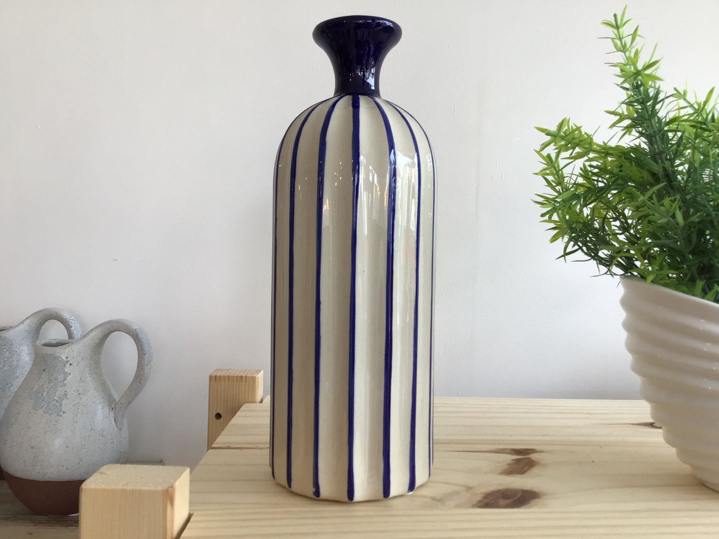 Small Santorini vase